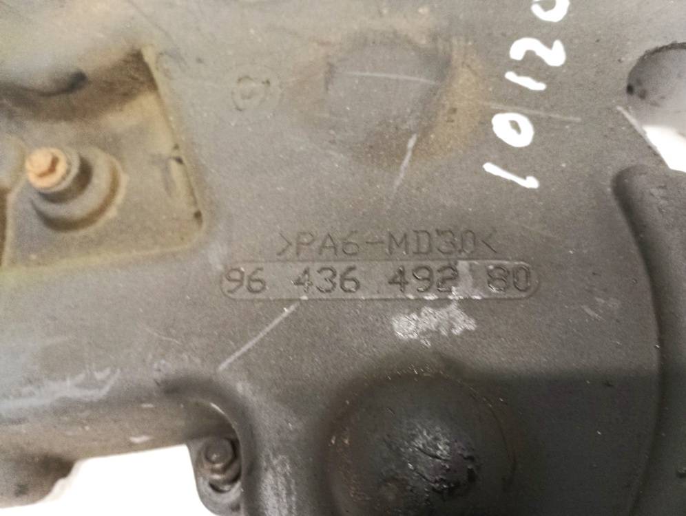 9643649280 Citroen Xsara Picasso 2006 Engine Belt Cover (TIMING COVER) - Thumbnail 2