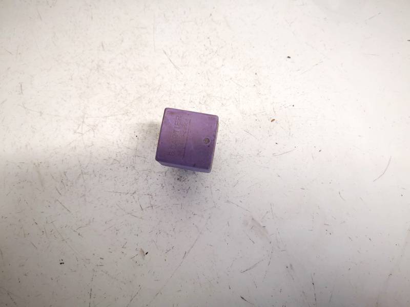 12V50A03525 Renault Scenic 1998 RELÉ PARA AUTOMÓVIL