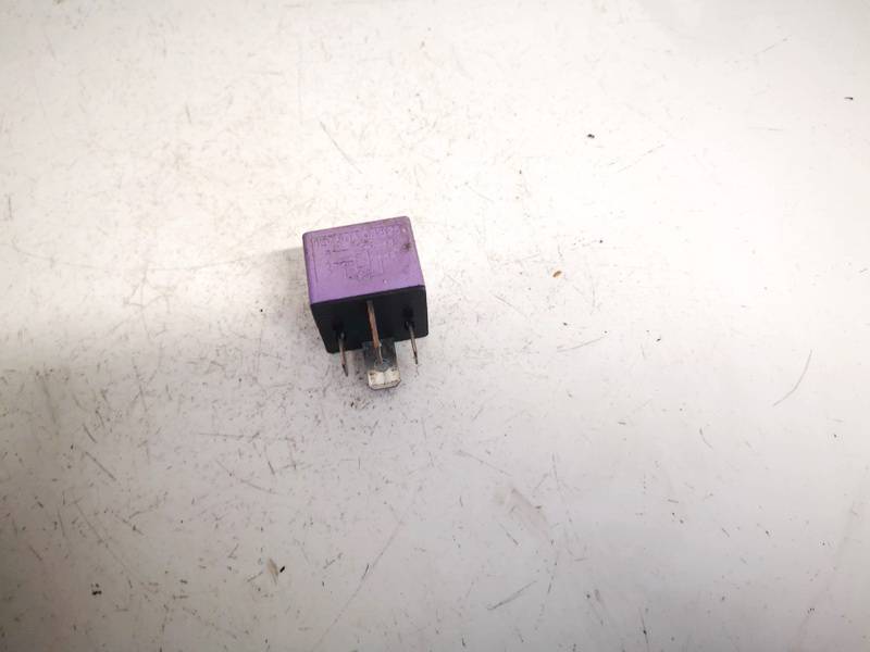 12V50A03525 Renault Scenic 1998 RELÉ PARA AUTOMÓVIL - Thumbnail 2