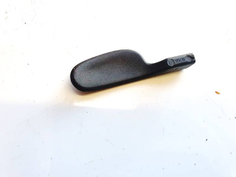 565695A Audi TT 2002 Salona apdare (plastmasas) - Thumbnail 3