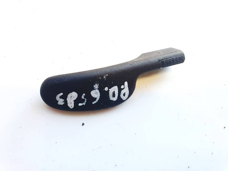 565695A Audi TT 2002 Sisätilan koristelu (muovit)