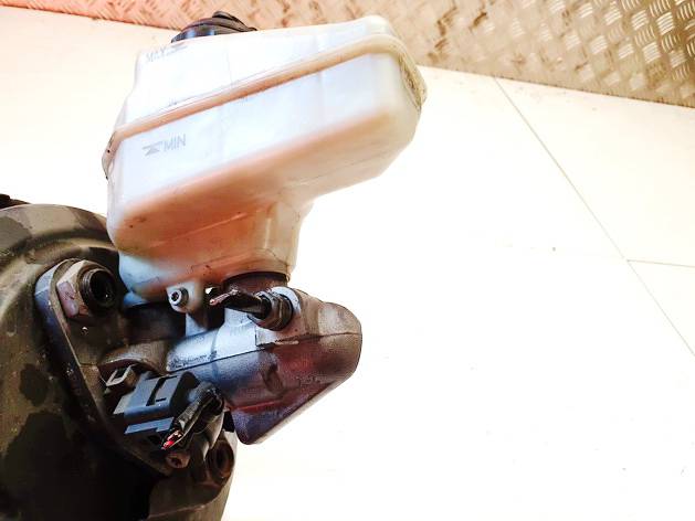 1K0945459A Skoda Superb 2012 principal cylindre de frein