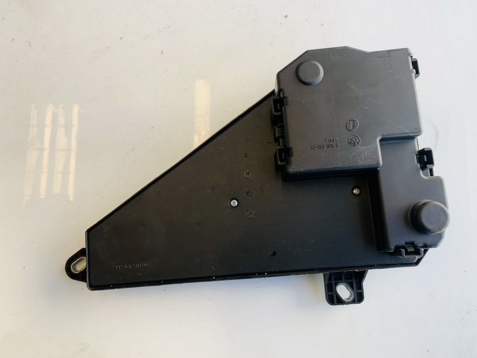 6906618 BMW 5-Series 2005 Fuse box - Thumbnail 2
