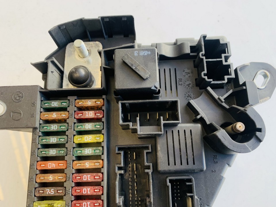 6906618 BMW 5-Series 2005 Fuse box - Thumbnail 3