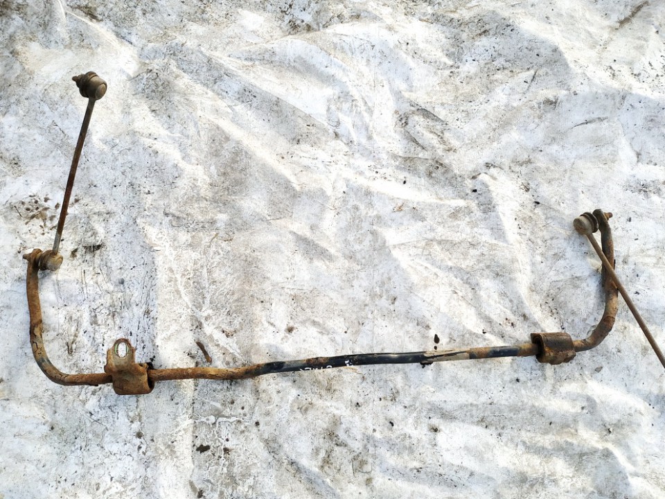 Toyota Yaris Verso 2000 Stabilizatorius P.