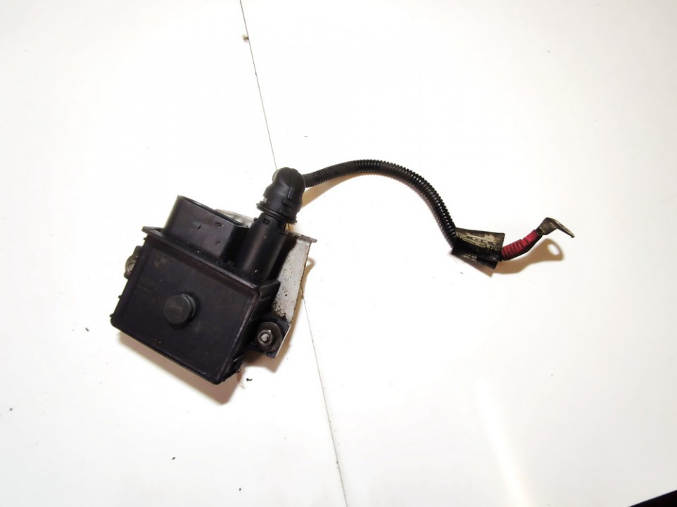 779800003 0522120102, 086707. 0002790961 Glow plug relay BMW 1Series 2007 2.0L EIS01298813