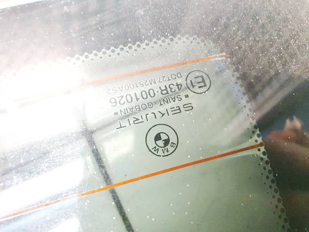 DOT27M25100AS2 BMW 3-Series 2000 Window - REAR - Thumbnail 3