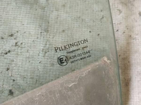 AS2 Volvo V70 1997 Szyba drzwi - PRZEDNIE LEWE - Thumbnail 2