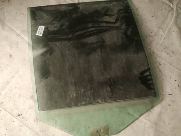 AS2 Land-Rover Freelander 2008 Door-Drop Glass - REAR RIGHT