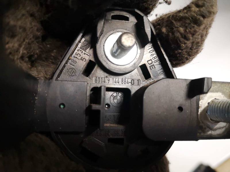 6114914488401 BMW 3-Series 2005 Other holders - Thumbnail 3