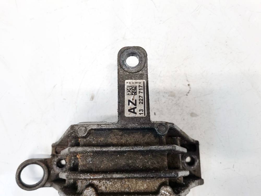 13227717 Opel Insignia 2011 Engine Mounting and Transmission Mount (Engine support) - Thumbnail 3