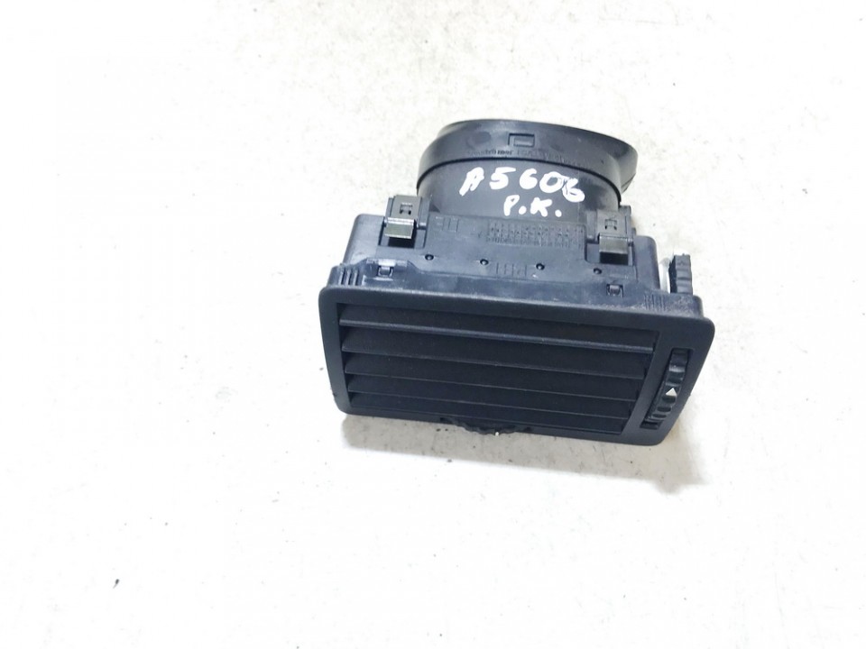 1U1819701 Skoda Octavia 2001 Dash Vent (Air Vent Grille)