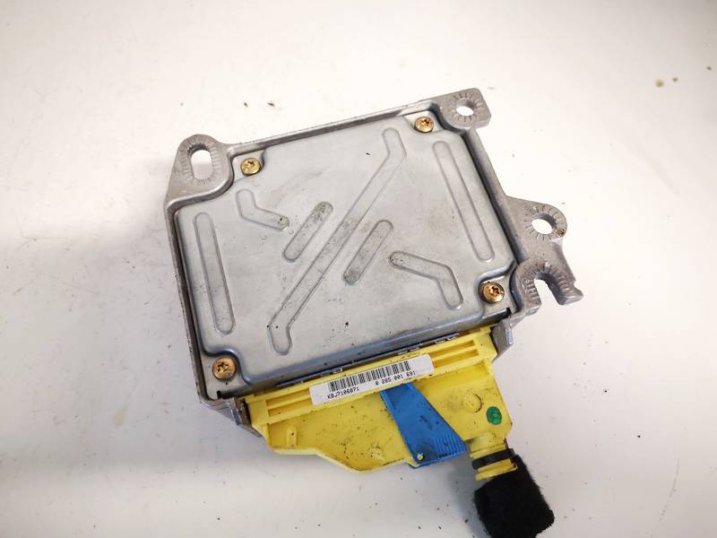 8E0959655J Audi A4 2004 Airbag crash sensors module - Thumbnail 3