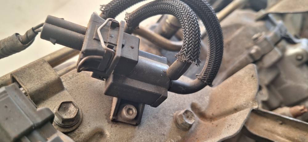 258600R010 Lexus IS - CLASS 2006 Selenoīds (elektromagnētiskais selenoīds)