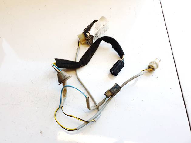 6M2A13550AC Ford Fiesta 2014 Oświetlenie tablicy rejestracyjnej - TYLNE