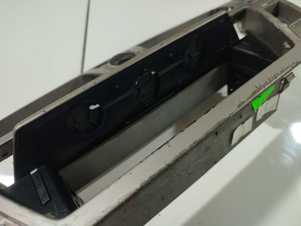 303784 Citroen C4 Picasso 2008 Salona apdare (plastmasas) - Thumbnail 2