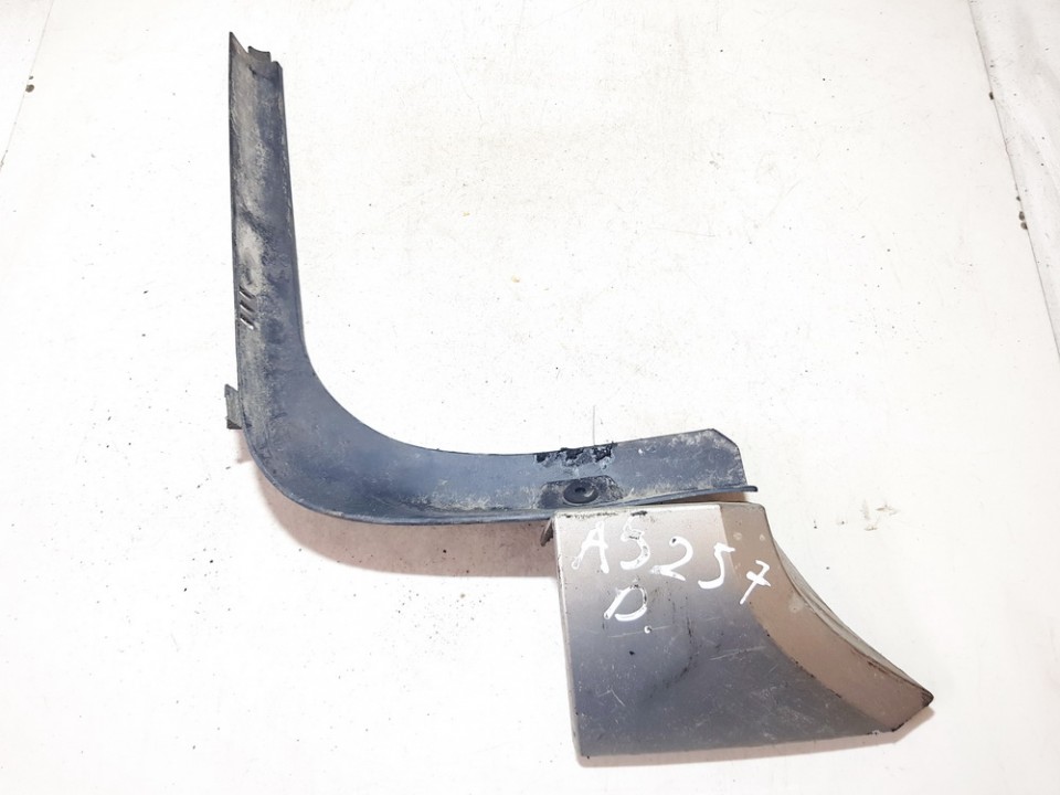 1S7117C772CB Ford Mondeo 2005 Bumper Trim Strip Corner - FRONT RIGHT