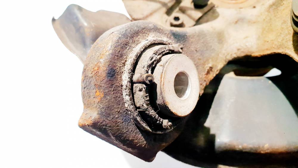 BMW 1-Series 2004 Rumbas (gultnis) - AIZMUGURE PA LABI - Thumbnail 3