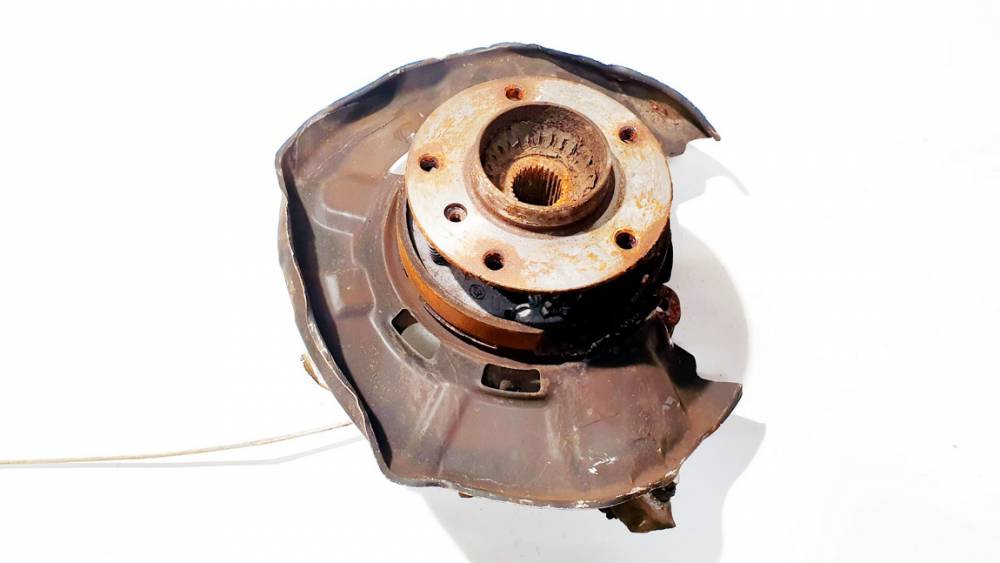 BMW 1-Series 2004 Rumbas (gultnis) - AIZMUGURE PA LABI