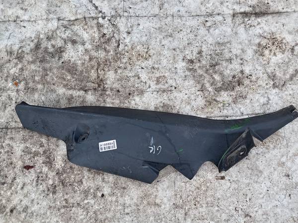 1U9867767 Skoda Octavia 2004 PLASTICOS-Otros repuestos del interior