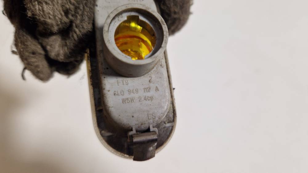 6L0949117A Seat Leon 2007 Clear Side Repeaters - FRONT LEFT - Thumbnail 3