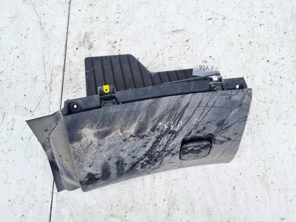 13205097 Opel Corsa 2009 Schowek