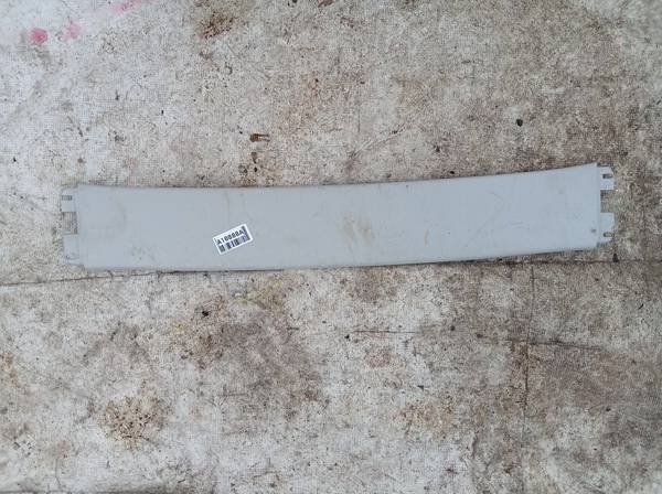 1U9867625A Skoda Octavia 2004 PLASTICOS-Otros repuestos del interior