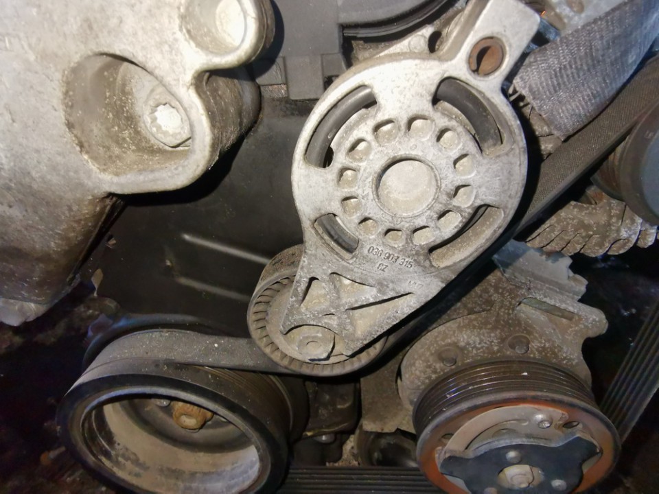 03G903315CZ Volkswagen Passat 2006 Tensioner Belt (Gates Tensioner Pulley)