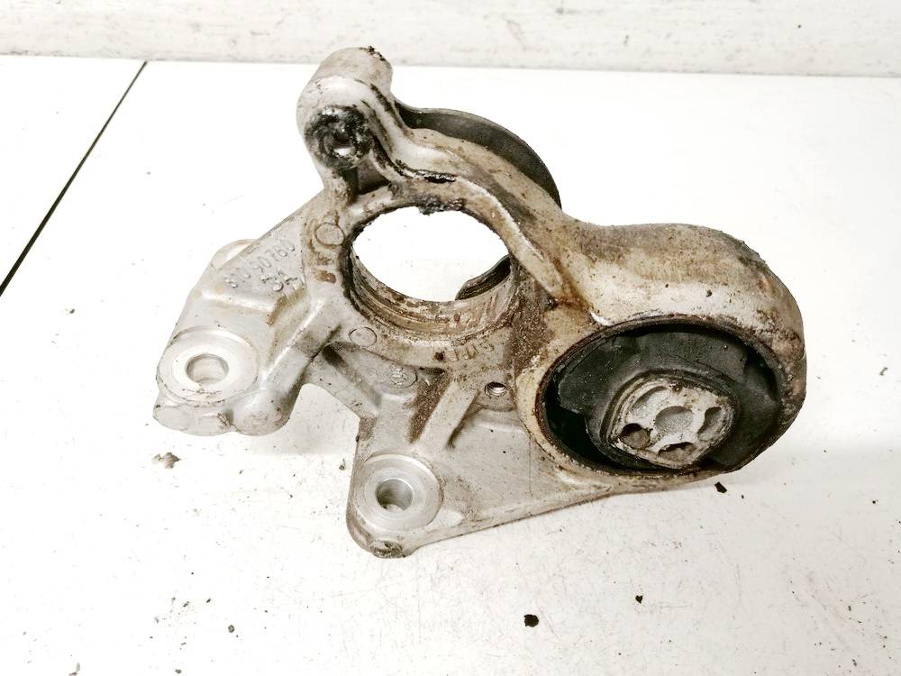 81090780 Peugeot 3008 2009 Engine Mounting and Transmission Mount (Engine support)