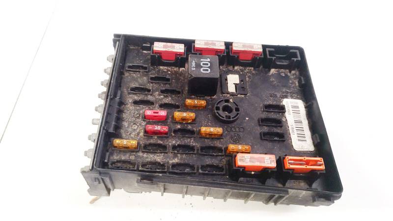 3C0937125 Volkswagen Passat 2009 Fuse box
