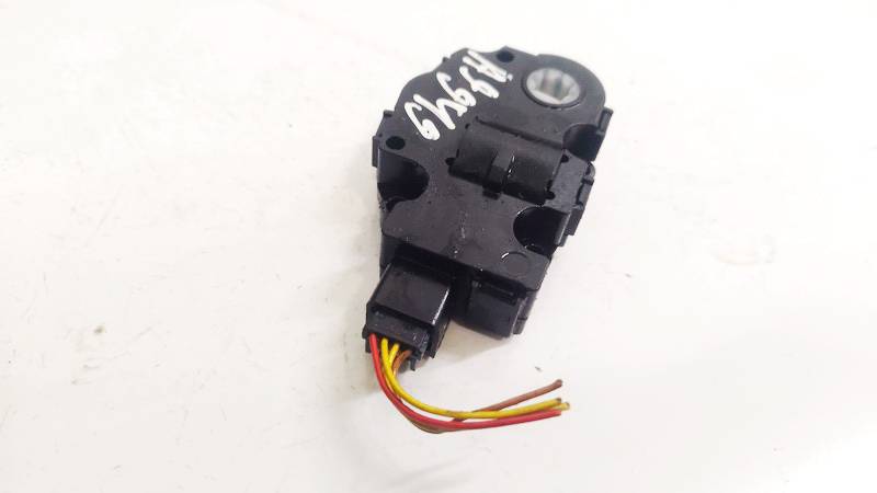 985420N BMW 1-Series 2004 Heater Vent Flap Control Actuator Motor - Thumbnail 2