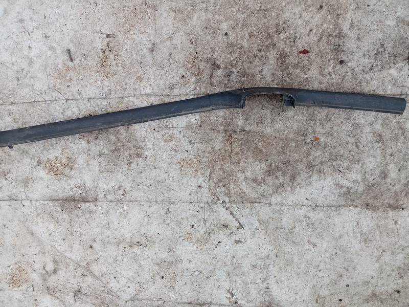 1U4853373A Skoda Octavia 2004 Moldura protectora del borde trasero -  TRASERO IZQUIERDO