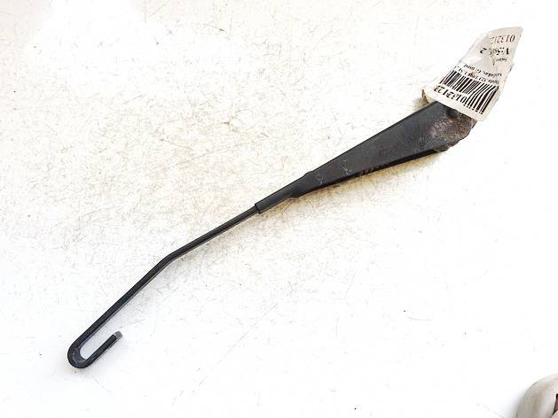 J39A Mazda 323F 1998 Ramie wycieraczki tylnej szyby - TYLNE