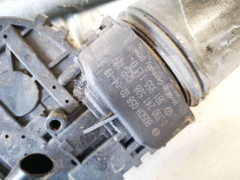 0390241528 Skoda Superb 2002 Моторчик стеклоочистителя передний - Thumbnail 3