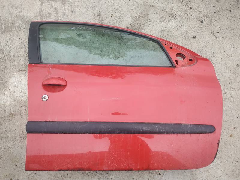 RAUDONOS Peugeot 206 2004 Doors - FRONT RIGHT
