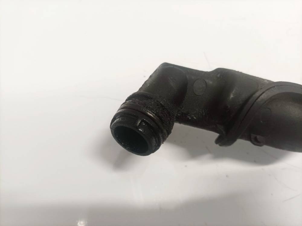 Volvo V50 2005 Oil feed pipe (Oil Line Oil Pipe Tube) - Thumbnail 2