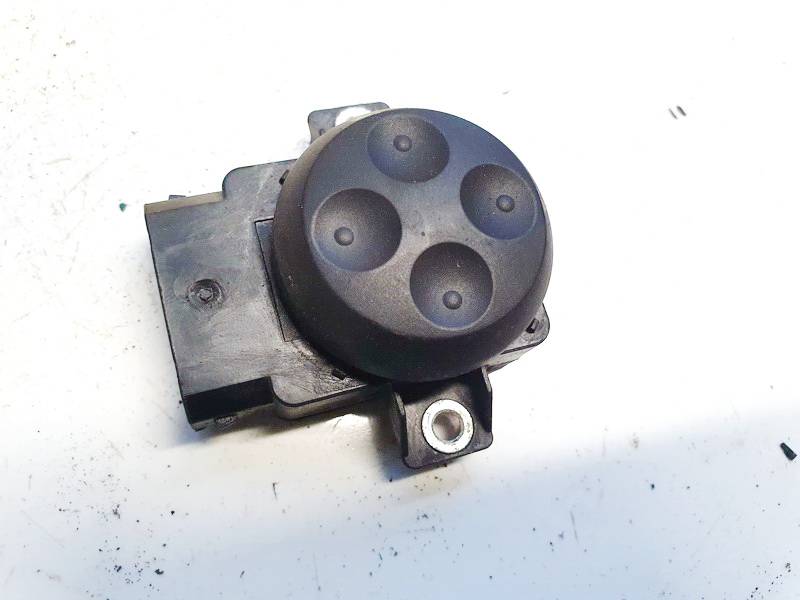 8E0959777B Audi Q7 2010 Przycisk sterowania fotela - Thumbnail 2