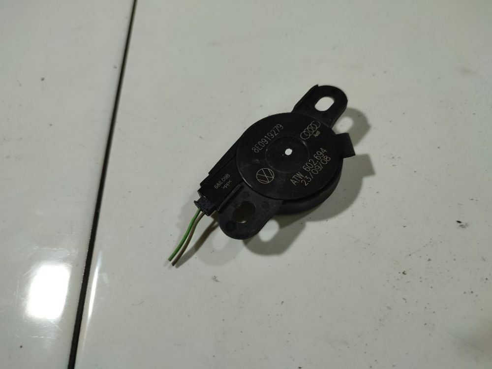 8E0919279 Skoda Octavia 2009 Haut-Parleur Bose - Thumbnail 3