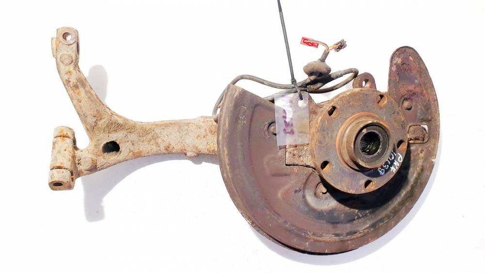 Volkswagen Passat 2005 Steering knuckle - FRONT LEFT