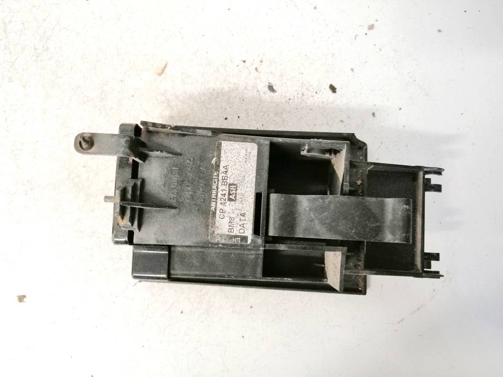 7M3857405 Volkswagen Sharan 2004 Salona apdare (plastmasas)