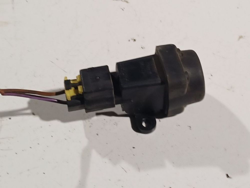 7790538 Fiat Doblo 2009 Inertia fuel cut off switch (FUEL CUT OFF SWITCH)