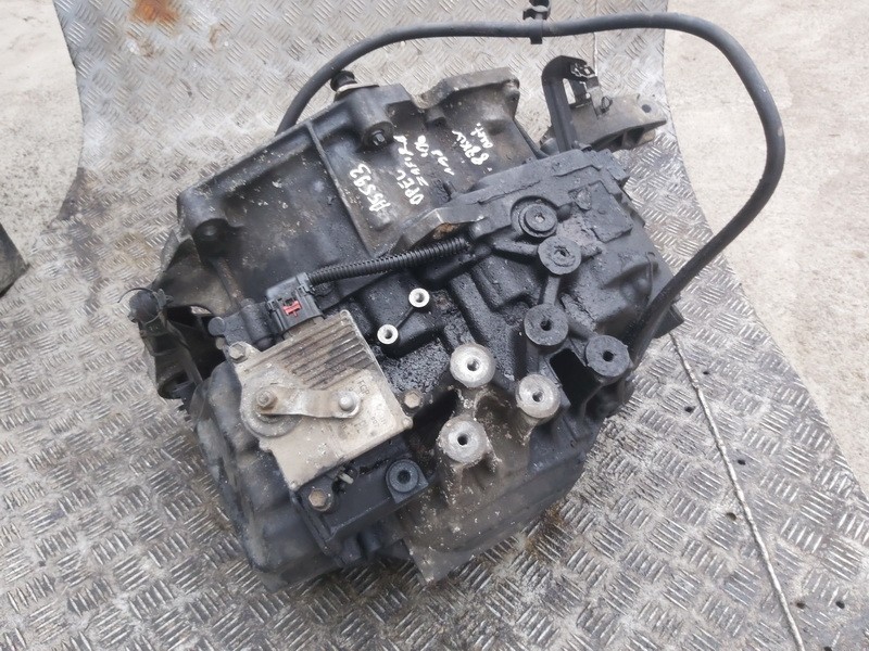 12992728A Opel Zafira 2006 Gearbox