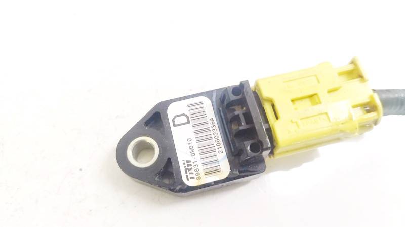 898310W010 Toyota Corolla Verso 2006 Srs Airbag crash sensor - Thumbnail 2
