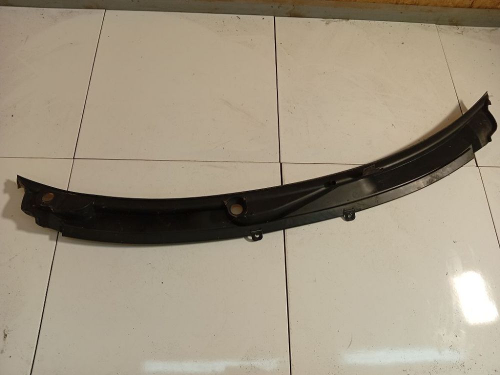 4F1819403 Audi A6 2007 Wiper Muolding - FRONT - Thumbnail 3