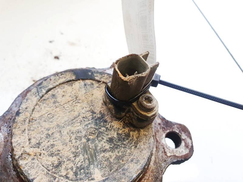 6G9N2B372DD Volvo S80 2008 ABS Sensor (ABS WHEEL SPEED SENSOR) - REAR RIGHT - Thumbnail 2