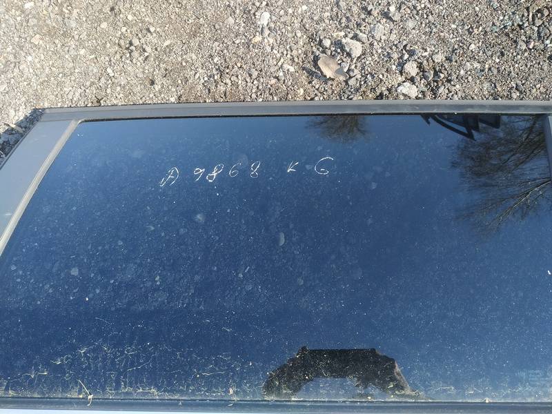 AS2 Opel Vectra 2008 Oven lasi - TAKANA VASEMMALLA