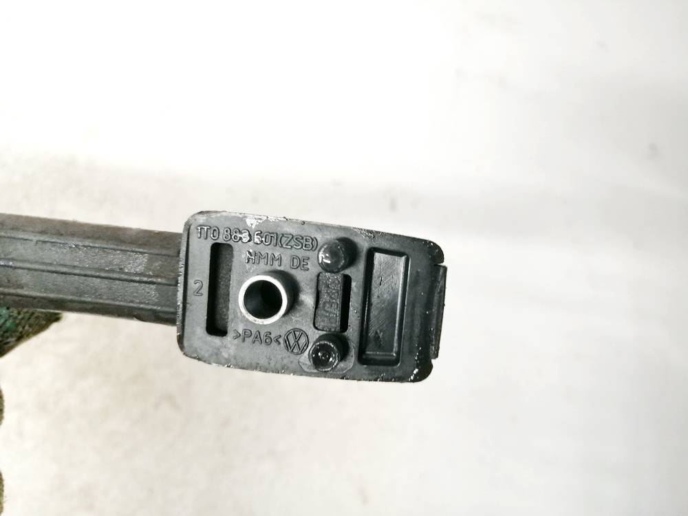 1T0883601 Volkswagen Touran 2003 Vidine lubu rankenele G.D. - Thumbnail 3