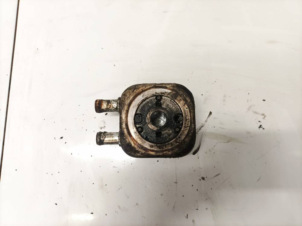 028117021C Audi A4 1997 Радиатор масляный