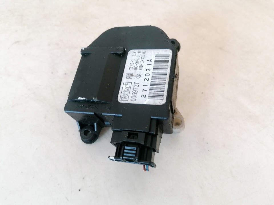 1000024010 Opel Vectra 2004 Peciuko sklendes varikliukas - Thumbnail 2