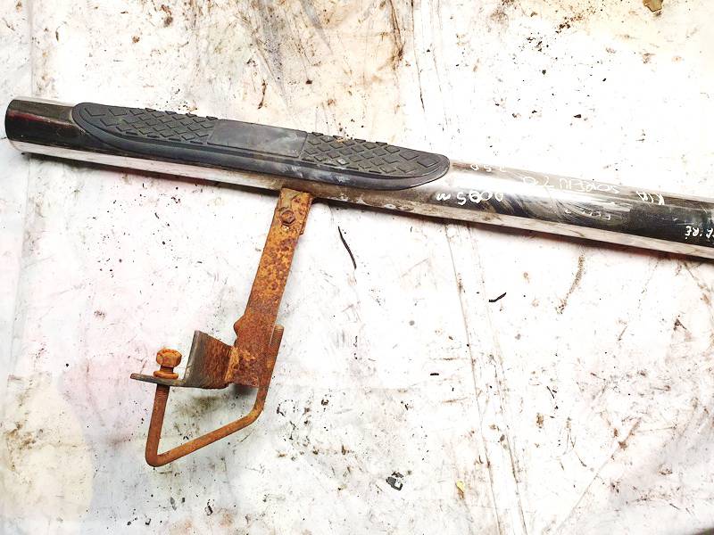 Kia Sorento 2005 Sills metal - FRONT LEFT - Thumbnail 3